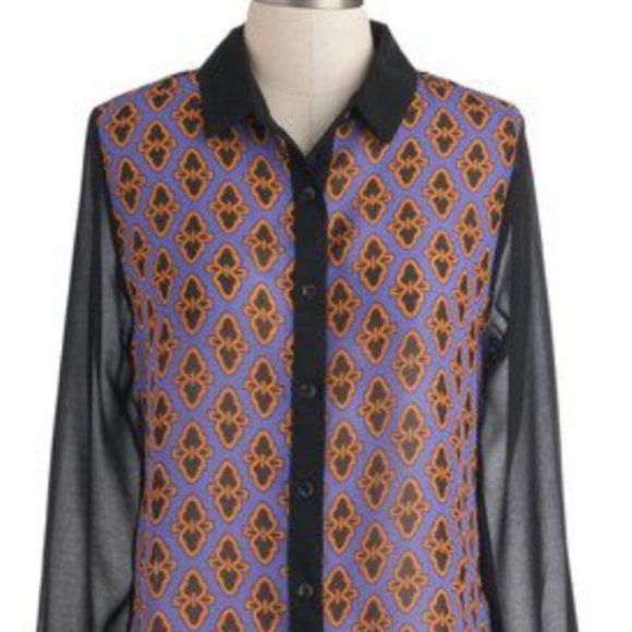ModCloth Emblem of Excellence Button-down Top - Picture 1 of 4